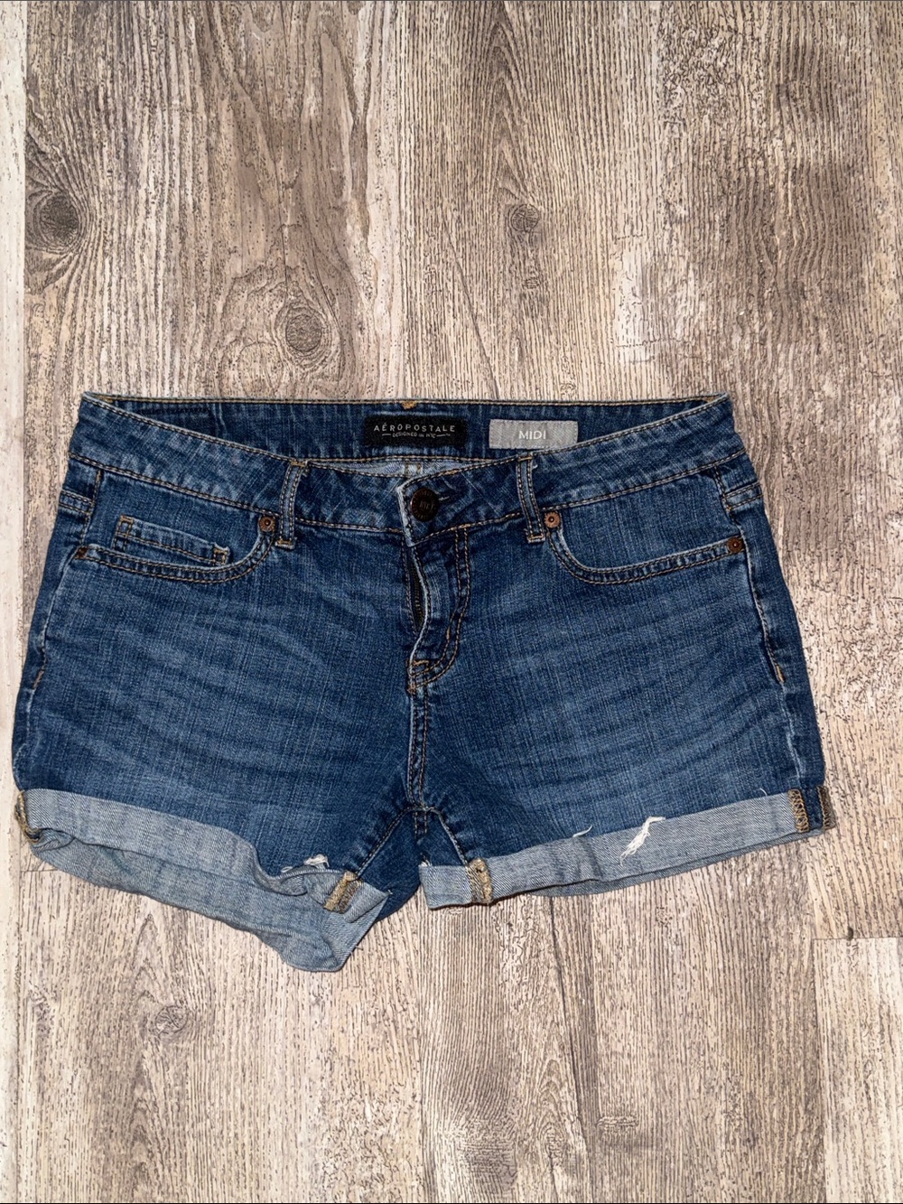 Aeropostale Women's Blue Denim Rolled-Hem Jean Shorts